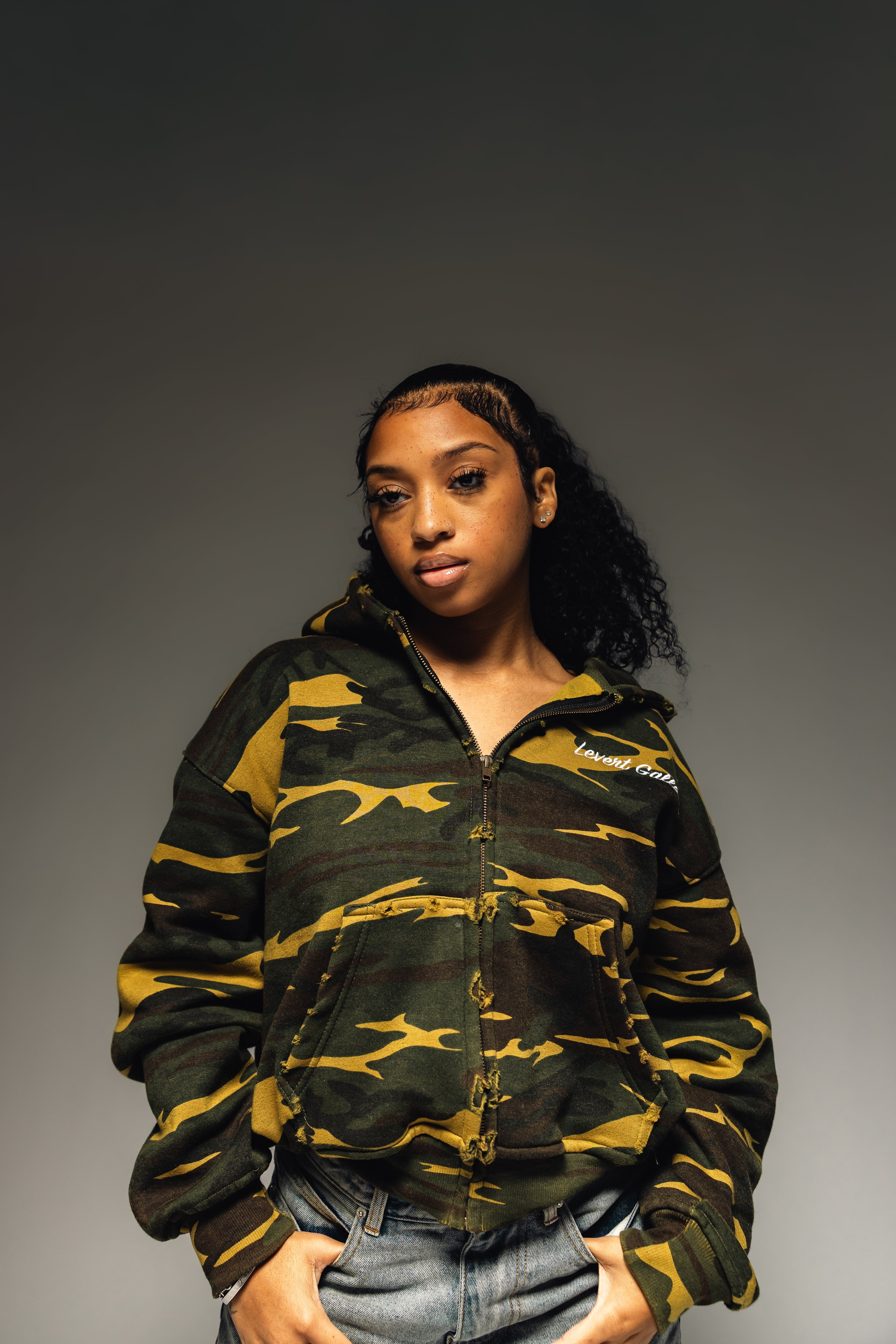 Levert Camo Zip up